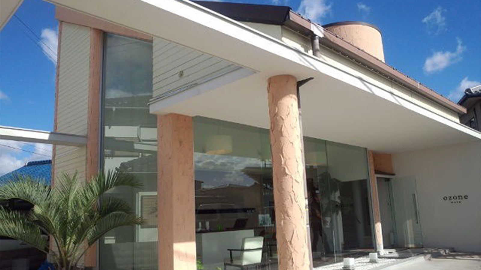 ヘアカラーと一緒に受けたいおすすめメニュー